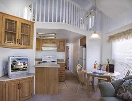 Newport Dunes Waterfront Resort Newport Beach Rom bilde